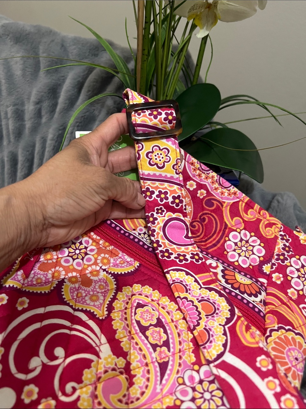 Vera Bradley Rasberry Fizz Paisley Quilted Hipster NWOT retail $54 - Picture 4 of 7